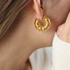 Bamboo-Texture C-Hoop Earrings