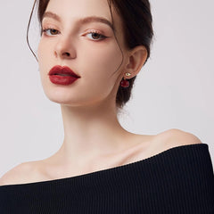 Daphne Vintage-Inspired Stud Earrings No. 533307
