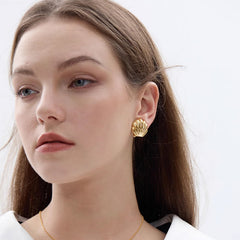 Marielle Vintage-Inspired Shell Shell Stud Earrings No. 604603