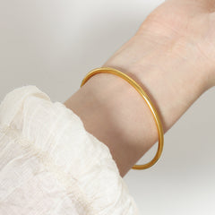 Slim Polished Bangle Bracelet
