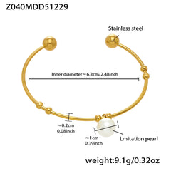 18K Gold-Plated Heart Detail Cuff Bracelet