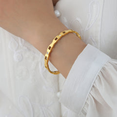 18K Gold-Plated Geometric Link Clasp Bracelet