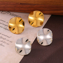 Rippled Round Statement Stud Earrings