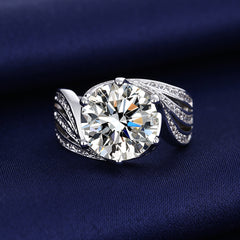 Lumière Charm Ring product detail