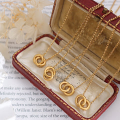 Interlocking Circle Pendant Necklace