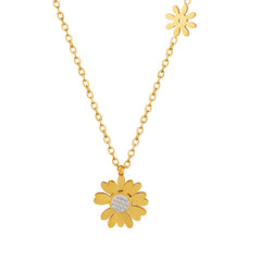 Daisy Cubic Zirconia Pendant Necklace