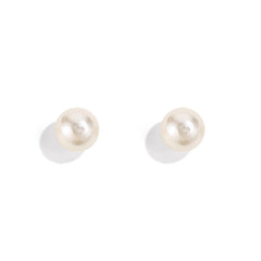 Nadine Vintage-Inspired Pearl Stud Earrings No. 495739