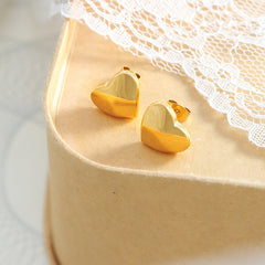 Minimal Polished Heart Stud Earrings
