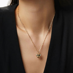 Daphne Minimalist Heart Necklace
