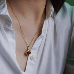 Marielle Vintage-Inspired Crystal Square Choker Necklace