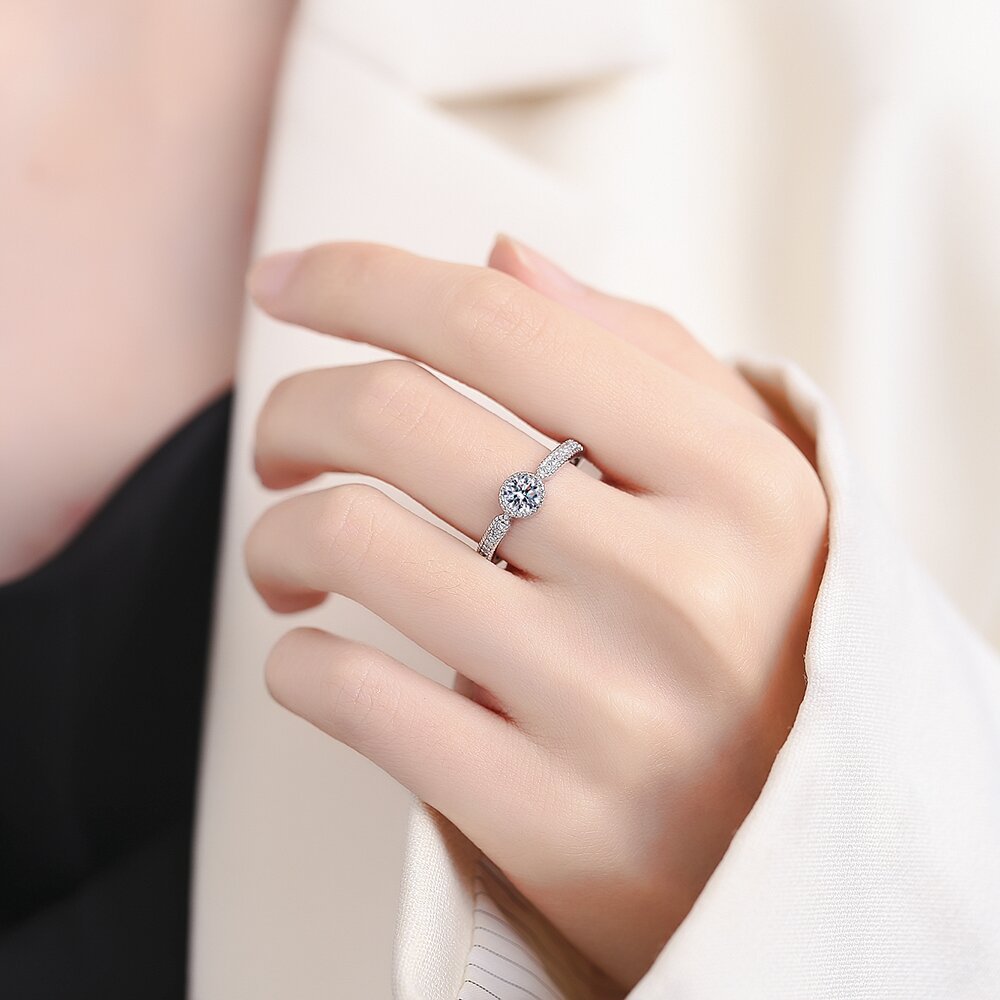 Lumière Charm Ring product detail