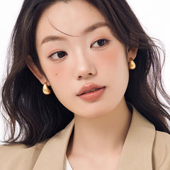 Marielle Vintage-Inspired Teardrop Stud Earrings No. 995323