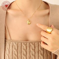Textured Openwork Disc Pendant Necklace