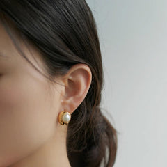 Nadine Vintage-Inspired Pearl Stud Earrings No. 800699