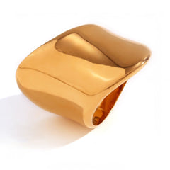 18K Wide Waves Classy Ring