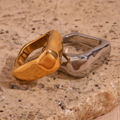 18K Textured Square Ring