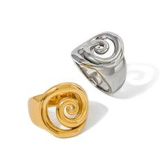 18K Spiral Statement Ring