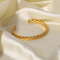 18K Chunky Gold Woven Bangle Bracelet