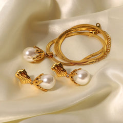 18K Blooming Pearl Necklace and Earrings