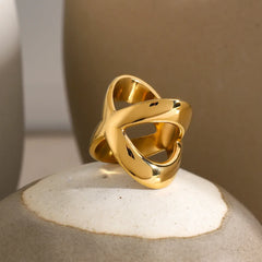 18K Classy Crossed Intersect Ring
