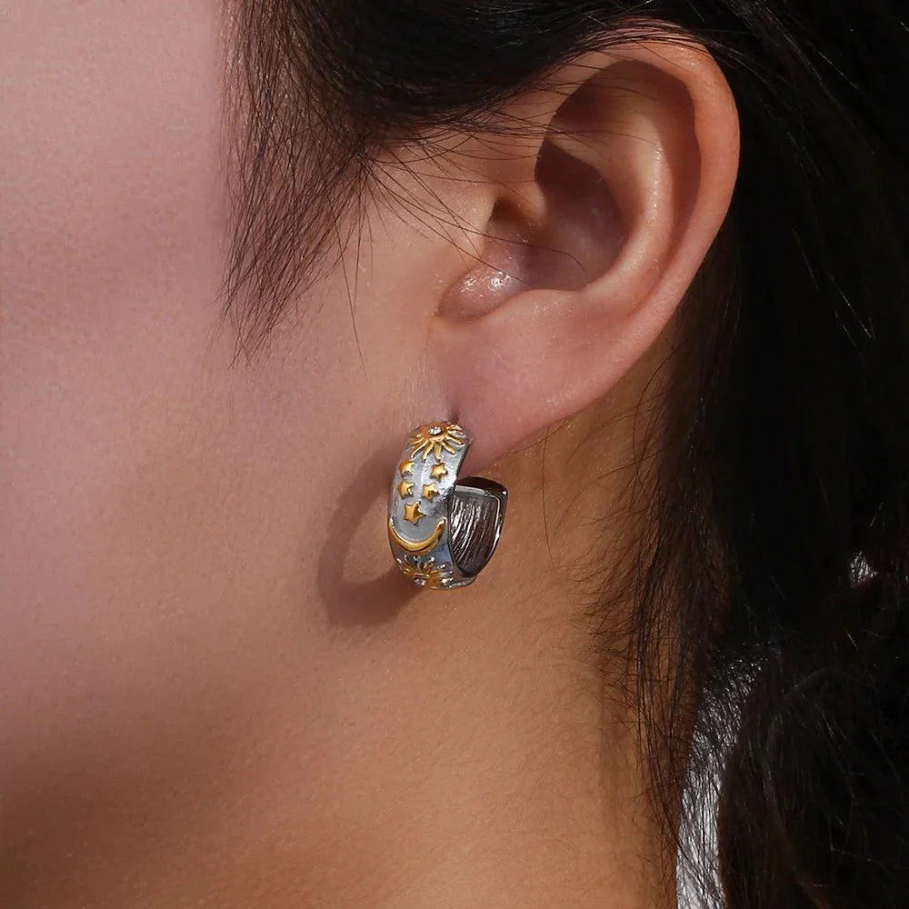 Chunky Astrology Embossed Hoop Earrings - Veinci