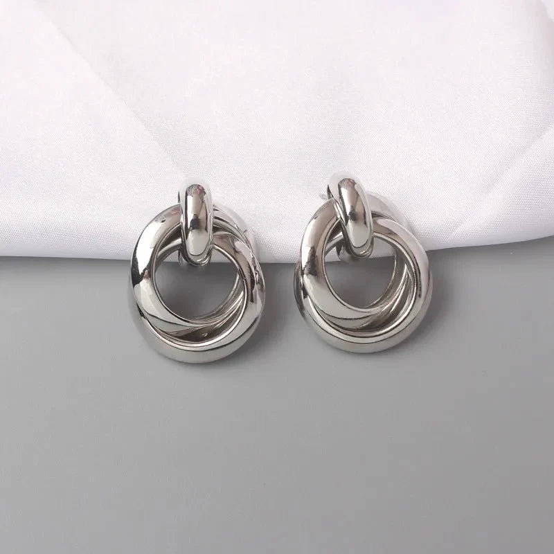 Circular Geometric Interwoven Earrings - Veinci
