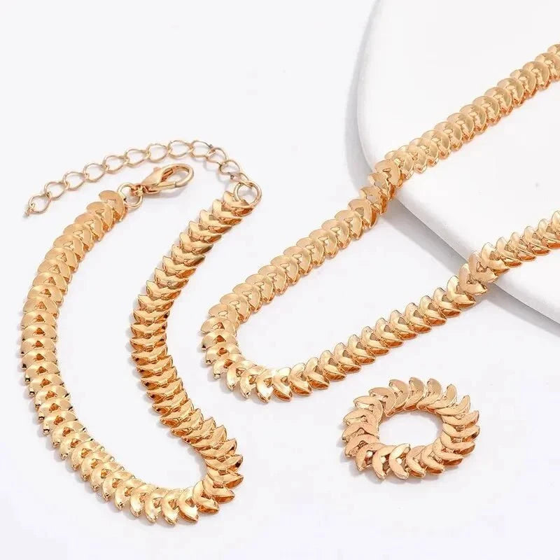 Classy Fishbone Necklace, Bracelet, and Ring Set - Veinci