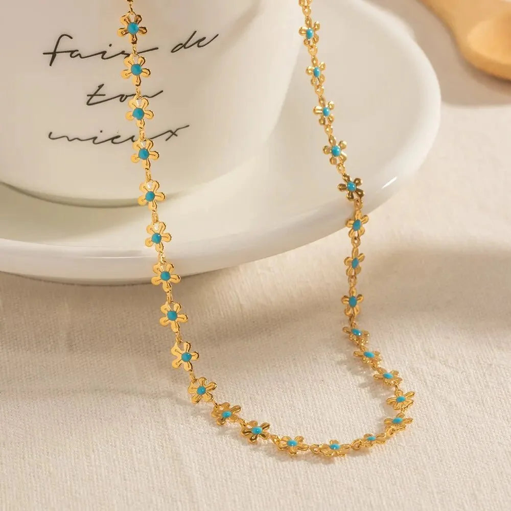 Dainty Blue Floral Necklace - Veinci