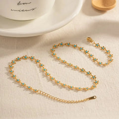 Dainty Blue Floral Necklace - Veinci