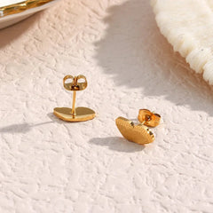 Dainty Butterfly Wings Stud Earrings - Veinci
