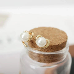 Dainty Gold Accented Heart Pearl Stud Earrings - Veinci