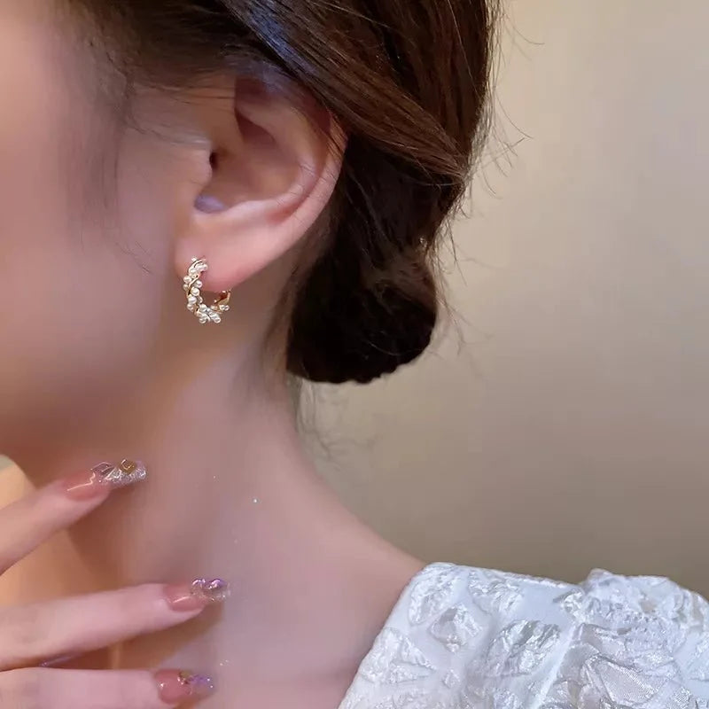 Elegant Beaded Hoop Earrings - Veinci