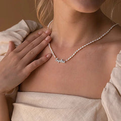 Feminine Personalized Name Pearl Necklace - Veinci