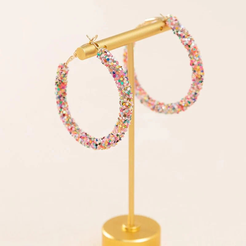 Feminine Rainbow Sprinkle Hoop Earrings - Veinci