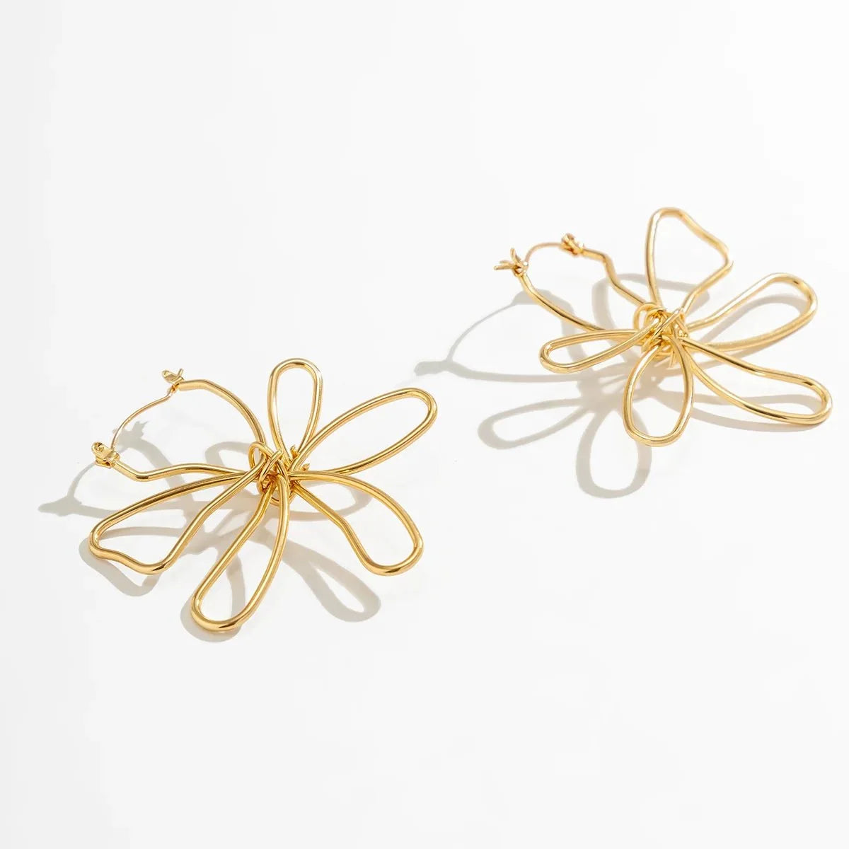 Floral Knot Outline Earrings - Veinci
