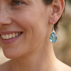 Dainty Waterdrop Dangle Earrings