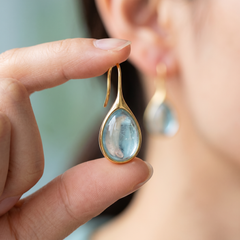 Dainty Waterdrop Dangle Earrings