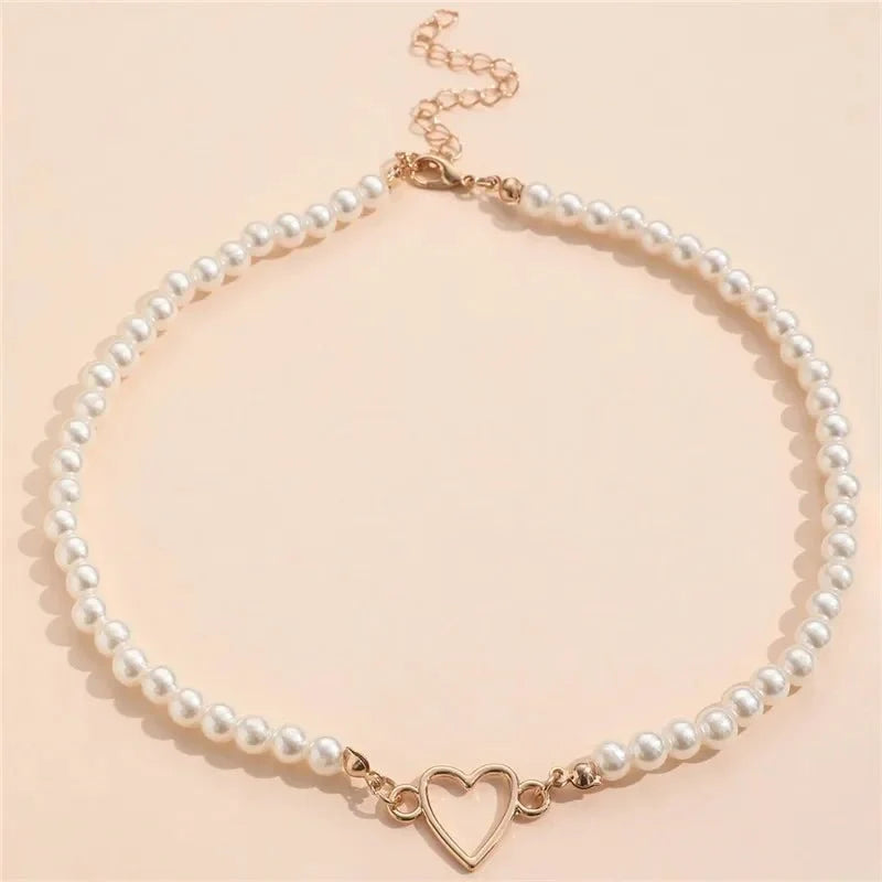 Heart Outline Pearl Choker Necklace - Veinci