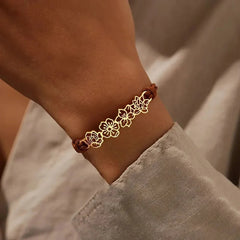 Personalized Birth Flower Bracelet - Veinci