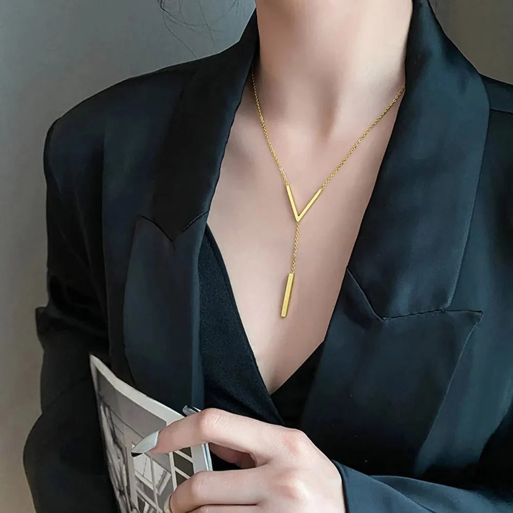 V Drop Lariat Necklace - Veinci