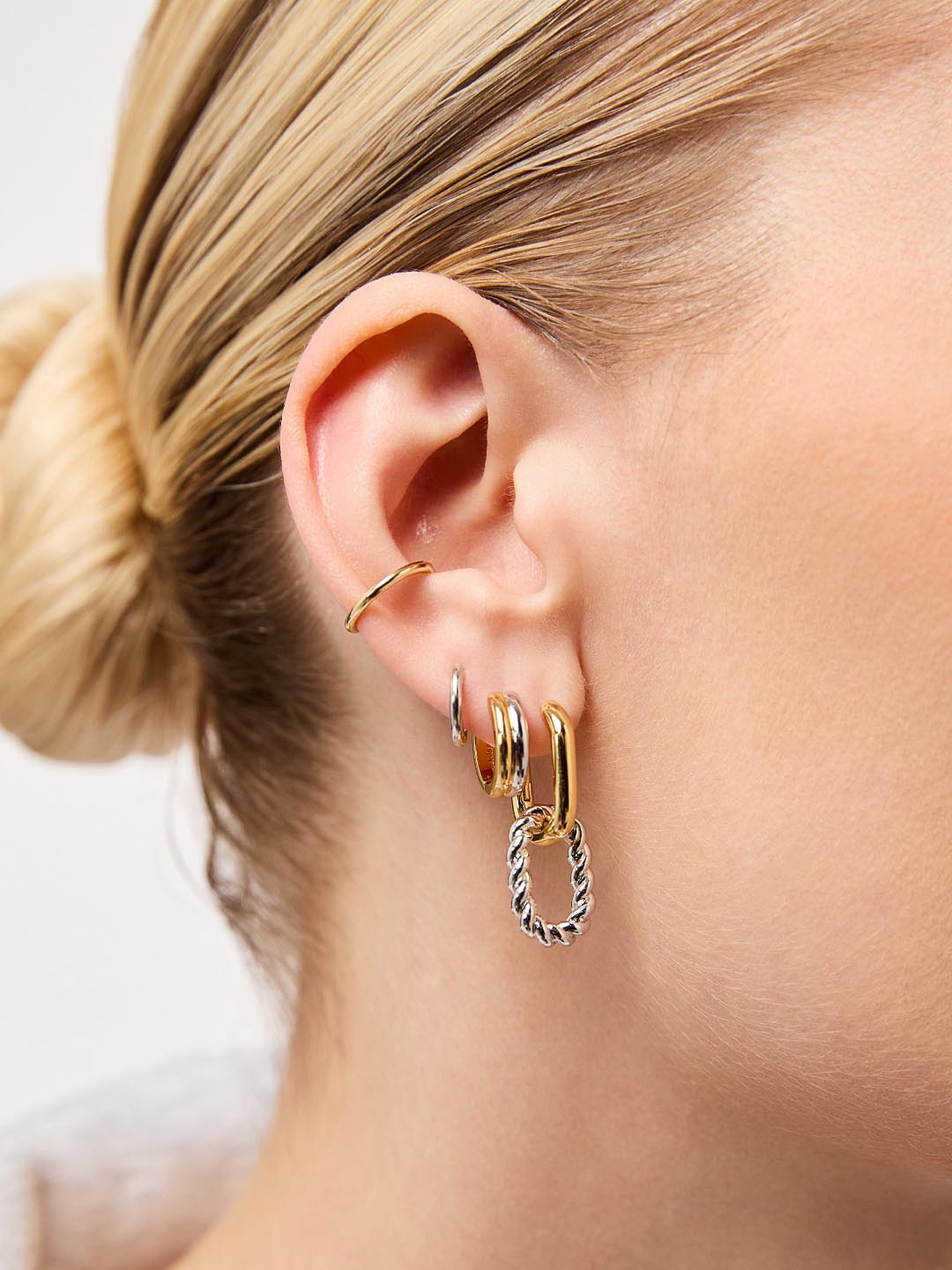 Double Hoop Earrings - Ash Double Marble Blue