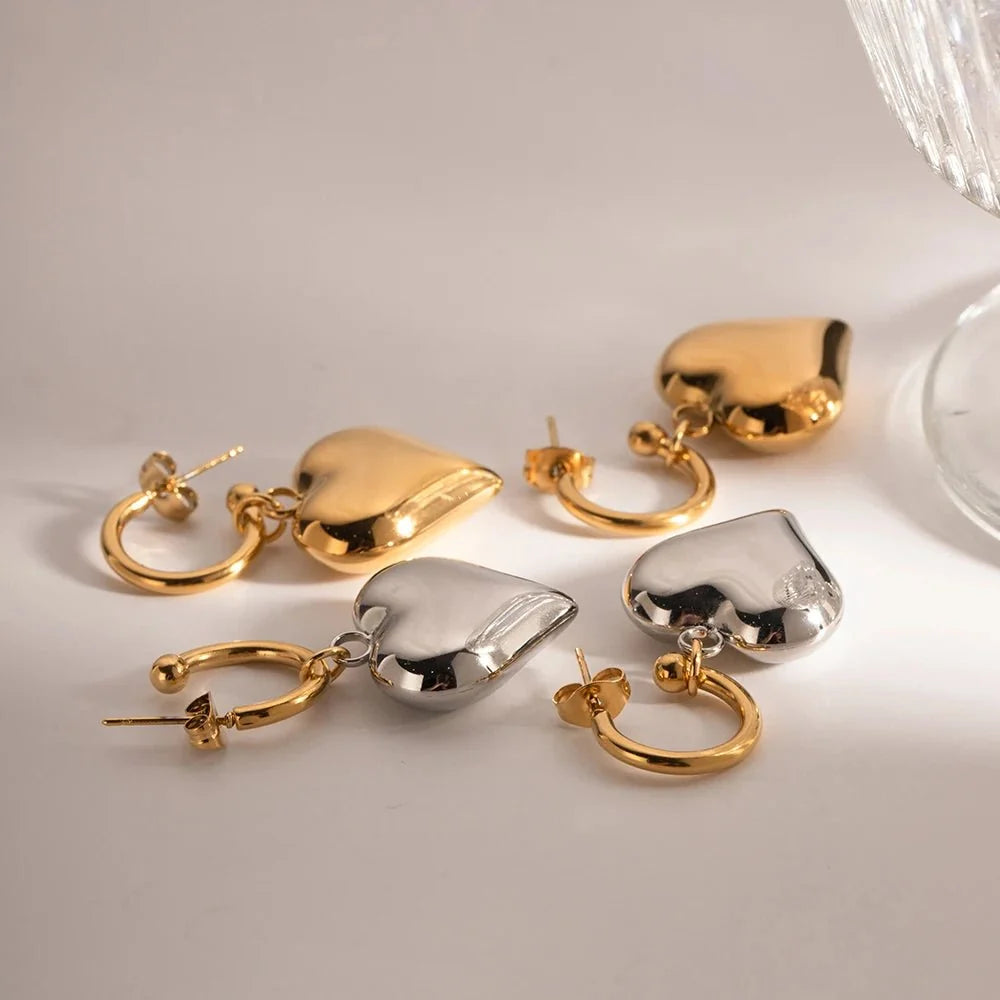 18k Dainty Heart Hoops Earrings - Veinci