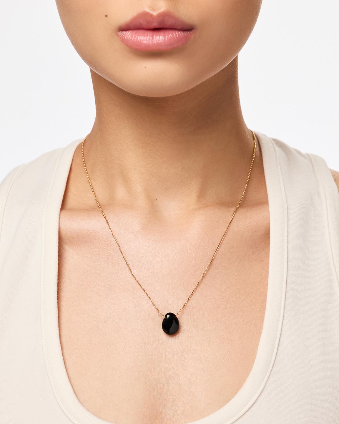 Gold Pendant Necklace - Pebble
