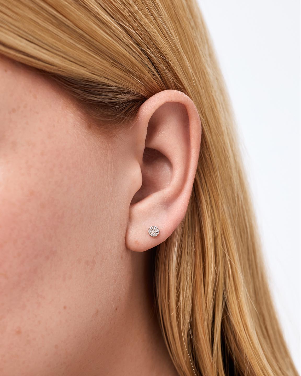 Solid Yellow Gold - Diamond Circle Flatback Single Stud
