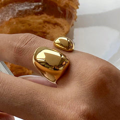Chunky Rounded Open Square Ring