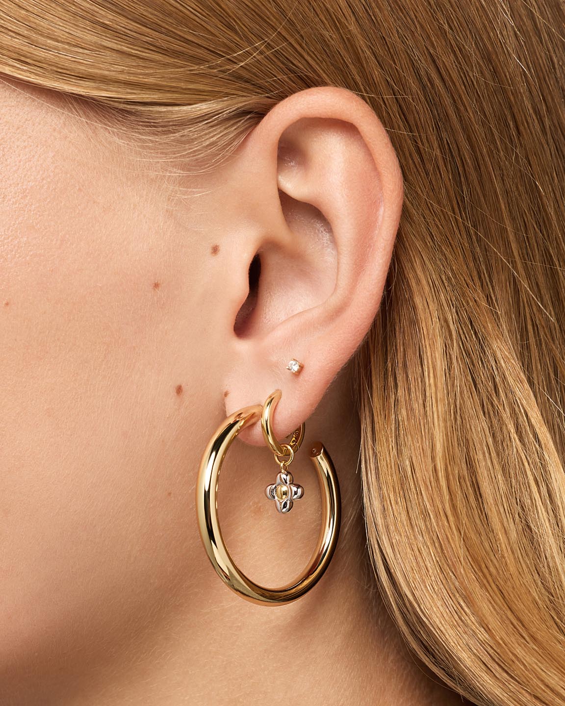 Small Gold Hoop Earrings - Tia Mini