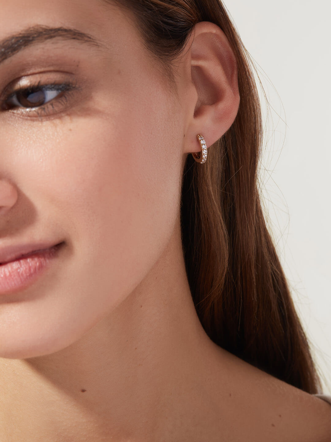 Huggie Hoop Earrings - Suzanne