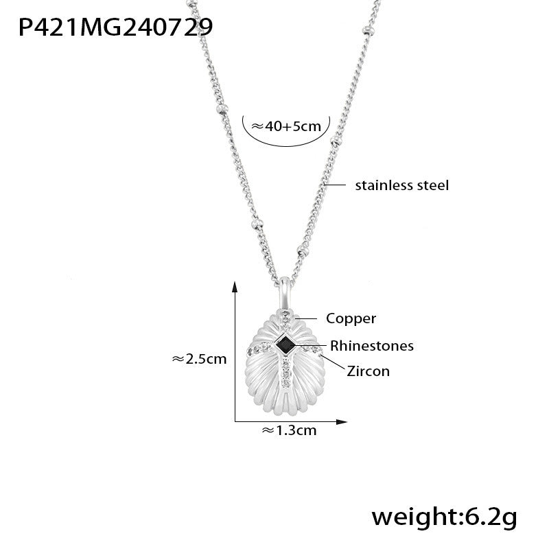 Shell Texture Cubic Zirconia Pendant Necklace