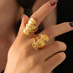 18K Gold-Plated Leaf Heart Sculptural Ring