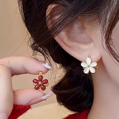 Nicolette Vintage-Inspired Floral Stud Earrings No. 583355